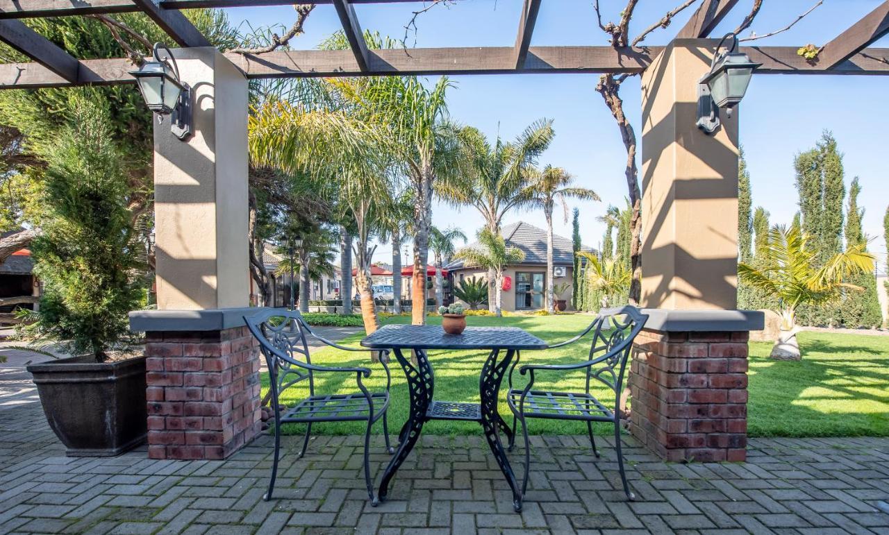 Excellent Guest House Bellville Exterior foto